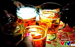 Uống rượu bia vô tội vạ, coi chừng những bệnh này
