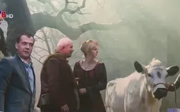 Họa sĩ Nga và những bộ lịch độc đáo năm 2016