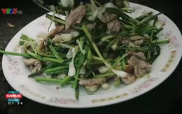 Đến Lý Sơn thưởng thức bò xào tỏi tươi ngon đúng vị