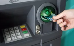 Dễ dãi trong giao dịch qua tài khoản tạo ra nhiều kẽ hở "chết người"