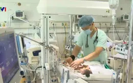 Tách cặp song sinh dính liền:  Quan trọng nhất là duy trì sự sống cho các cháu