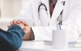 Tấm lòng người thầy thuốc