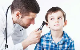 Những lưu ý điều trị và phòng ngừa viêm tai giữa