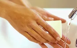 Bộ Y tế yêu cầu báo cáo về thành phần của xà phòng rửa tay tiệt trùng
