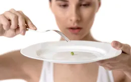 Nhịn ăn, bỏ bữa có thể gây ra những nguy cơ khó lường này