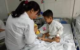 Đoàn bác sĩ Mỹ tham gia phẫu thuật Nhi khoa tiết niệu - sinh dục