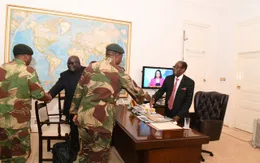 Tổng thống Zimbabwe đồng ý từ chức
