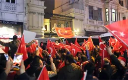 Hà Lan quyết định trục xuất một bộ trưởng của Thổ Nhĩ Kỳ