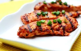 Những thực phẩm không nên cho vào lò vi sóng