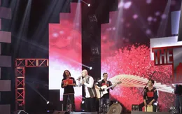 Ban Nhạc Việt: NS Đức Trí dùng... con tim để gạt cần cho ban nhạc Cà Đắng