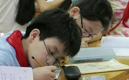 Tật khúc xạ và nguy cơ mù lòa