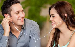 Những dấu hiệu nhận biết chàng muốn quan hệ bạn bè tiến thêm bước nữa