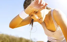 Mẹo giảm tiết mồ hôi quá nhiều