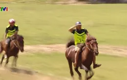 Giải đua ngựa truyền thống ở Yên Bái