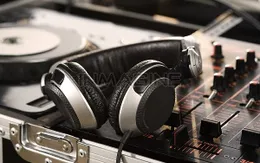 Lắng nghe sự phát triển của trẻ qua thiết bị ghi âm