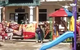 Hà Tĩnh: Một số học sinh vẫn chưa thể đến trường sau bão số 10