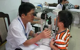 Bệnh đau mắt đỏ xuất hiện bất thường