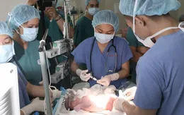 Cứu sống bệnh nhi bị dị tật tim bẩm sinh từ trong bụng mẹ
