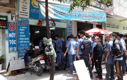 Tranh cãi chuyện sinh viên xếp hàng mua cơm 2.000 đồng của người nghèo