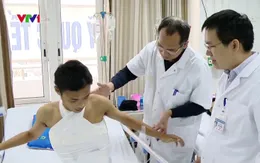 Phẫu thuật cắt thành công khối u gần 15 kg trên lưng