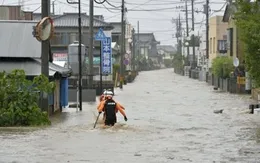 Nhật Bản chìm trong mưa lũ lớn chưa từng có