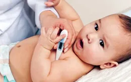 Những điều cần lưu ý khi trẻ bị sốt, sốt co giật