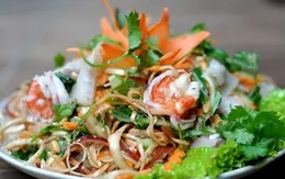 Chế biến món nộm hoa chuối chống ngán sau những ngày lễ Tết