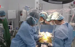 Cứu sống thành công 2 bé sơ sinh bị bệnh tim bẩm sinh phức tạp