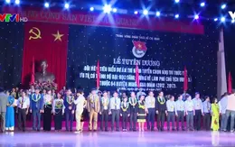 Tuyên dương các Phó Chủ tịch xã tiêu biểu