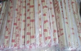 Sử dụng đũa mốc lâu ngày có nguy cơ gây ung thư