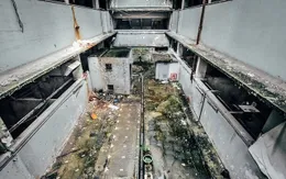 Cận cảnh "khu chợ ma" đắt giá nhất thế giới