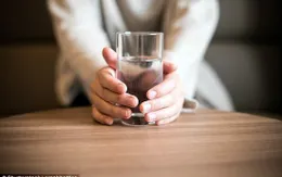Giảm cân bằng nước: Trào lưu nguy hiểm