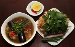 Đến An Giang, thưởng thức các món ăn từ bông súng