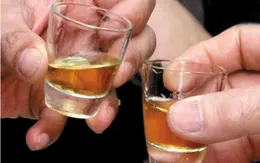 Nghiện rượu gây ra dịch lao phổi tại Ấn Độ