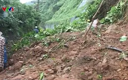 Sạt lở nghiêm trọng trên tuyến đường sắt Bắc - Nam