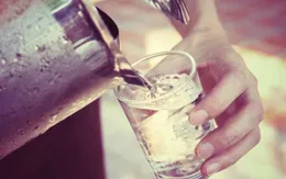 Bí quyết giúp bạn ăn đại tiệc thoải mái mà không bị tăng cân