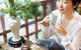 Trà xanh giúp ngăn ngừa ung thư ruột kết