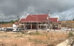 Bàn giao công trình Trạm kiểm soát liên hợp cửa khẩu Đắc Tà Oọc