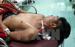 Cứu sống một bệnh nhân bị dao đâm xuyên từ cổ xuống phổi