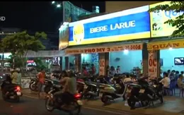 TP.HCM: Hộ kinh doanh lấn chiếm vỉa hè có thể bị rút phép