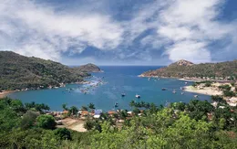 Trải nghiệm vẻ đẹp kỳ vĩ của vườn quốc gia Núi Chúa