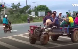 Xe máy kéo độ chế chở người "nở rộ" tại Tây Nguyên