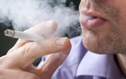 Hút 1 điếu thuốc/ngày tăng 50% nguy cơ đột quỵ‎