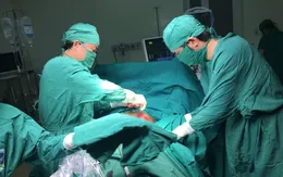 Suýt chết vì vỡ ruột sau tai nạn giao thông