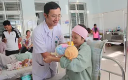 Cứu sống sản phụ rau cài răng lược cần kề "cửa tử"