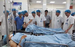 Báo động đỏ nội viện cấp cứu nạn nhân tai nạn đường sắt