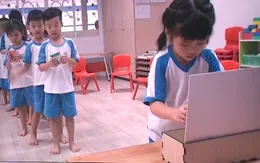 Thu gom vỏ hộp sữa tại trường học: Việc làm nhỏ, ý nghĩa lớn