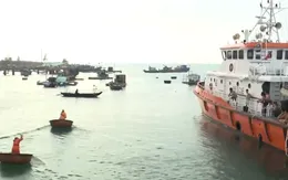 Chào buổi sáng cùng các thủy thủ trên tàu cứu nạn hàng hải