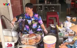 Bán đồ ăn không đeo găng tay sẽ bị phạt tiền: Nhiều người dân ủng hộ