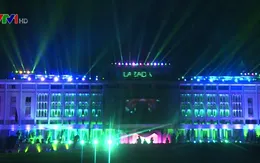 Rực rỡ đêm vũ hội ánh sáng tại TP.HCM